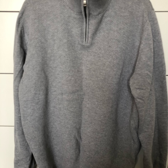 Flawless, Excellent condition, brand name clothes! - Picture 2 of 3